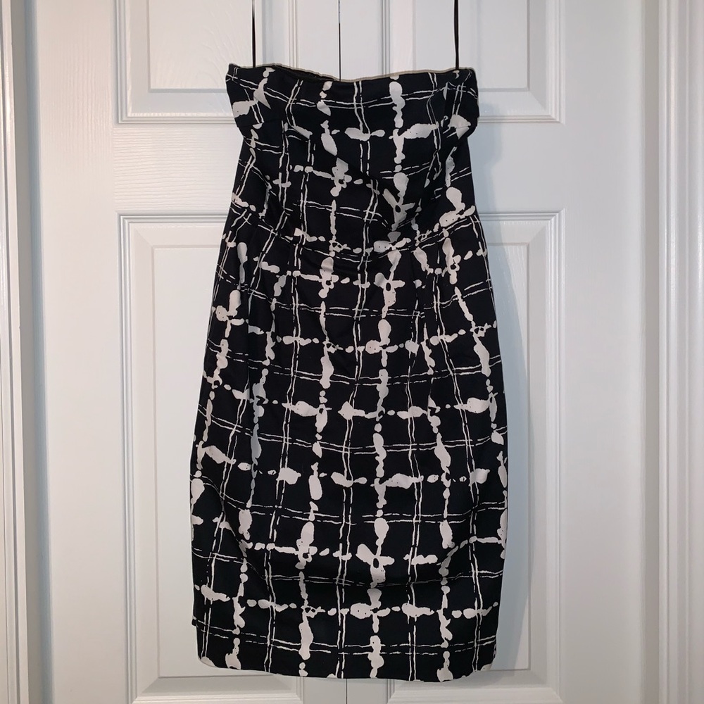 Express Design Studio Strapless Dress!